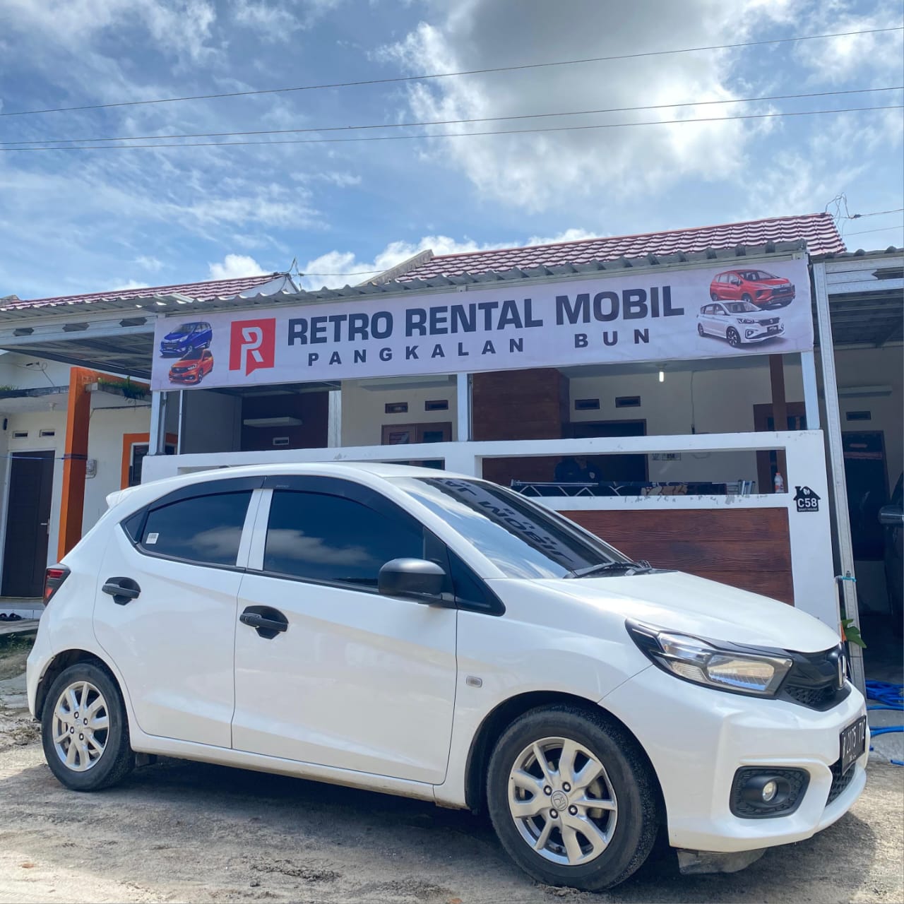 Rental Mobil Image